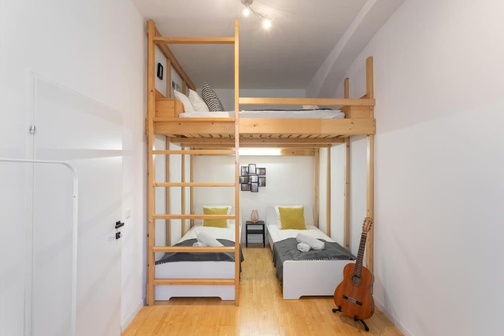 Charming & Authentic Vienna Flat - Central Located Apartment Exterior photo